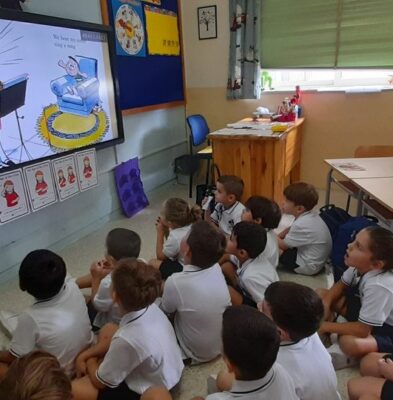 SB 12.Meeting our first sounds during literacy (1)